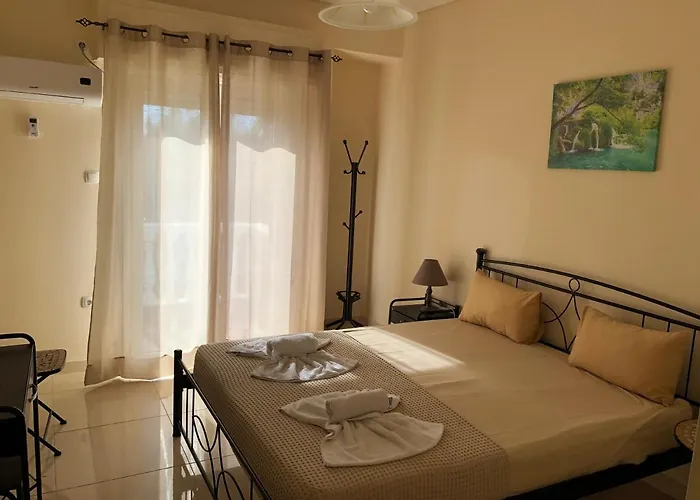 Nikolakakis Rooms Lavrio