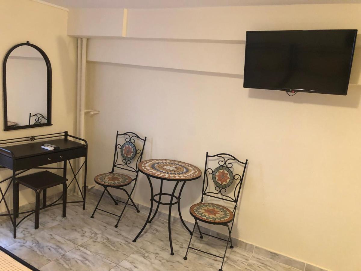 Nikolakakis 3* Lávrion