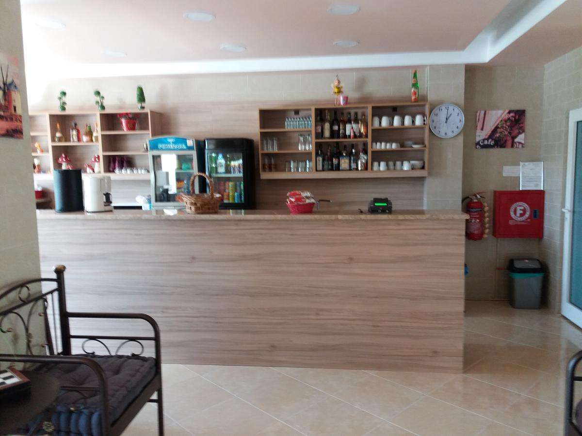 Nikolakakis 3*